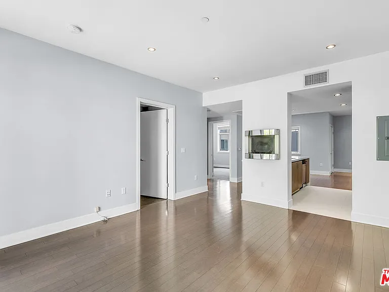 1730 Sawtelle Blvd #208 — Photo 14