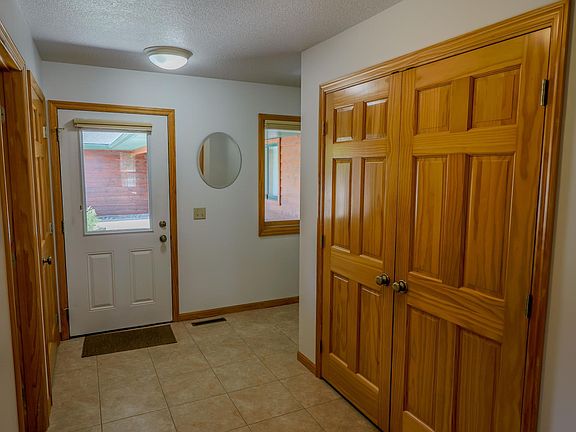 3rd image of 716 Park Ave N Unit 6