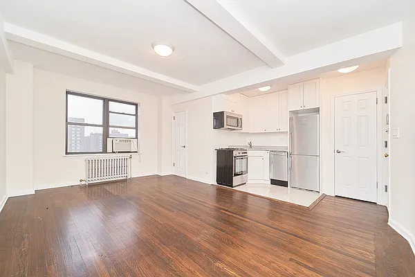 Rented by Living New York | media 13