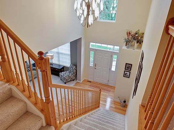 5th image of 1228 Beverly Dr