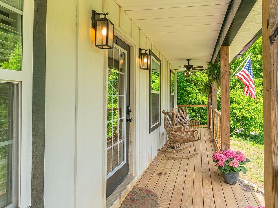1st image of 549 Hix Hollow Rd