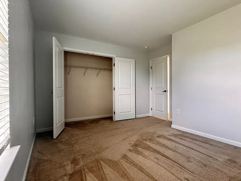 145 Holly Hill Dr — Photo 35