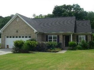 107 Brookstone Dr SW, Calhoun, GA 30701