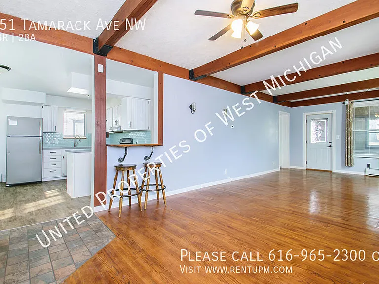 951 Tamarack Ave NW — Photo 4