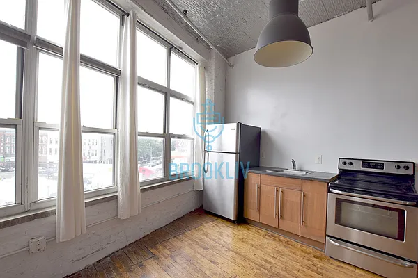 Rented by null | media 43