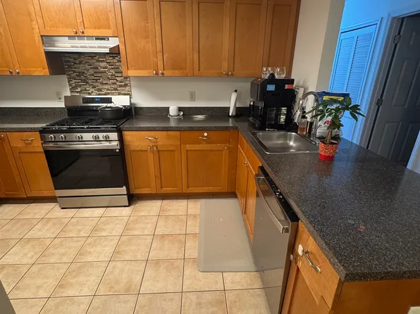 533 Martin Luther King Jr Dr, Jersey City, NJ