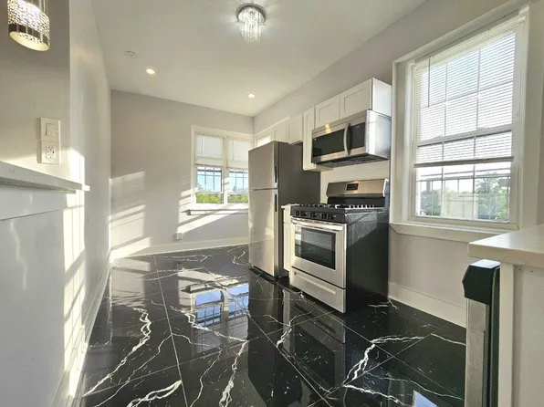 17 Dewitt Rd #500, Elizabeth, NJ 07208