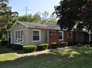 211 S Madison St, Medaryville, IN 47957