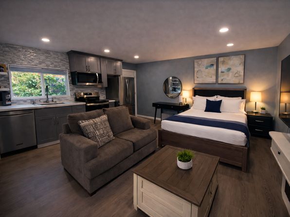 (undisclosed Address)