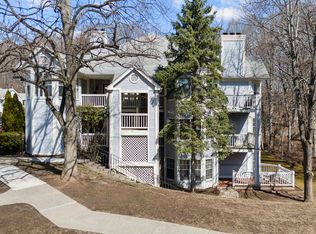 75 Redwood Dr UNIT 1006, East Haven, CT 06513