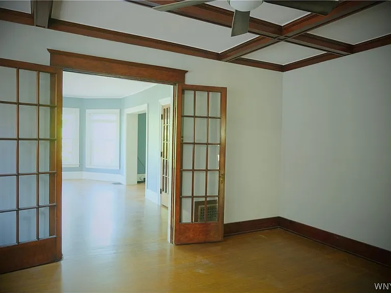 489 Norwood Ave #UPPER — Photo 8