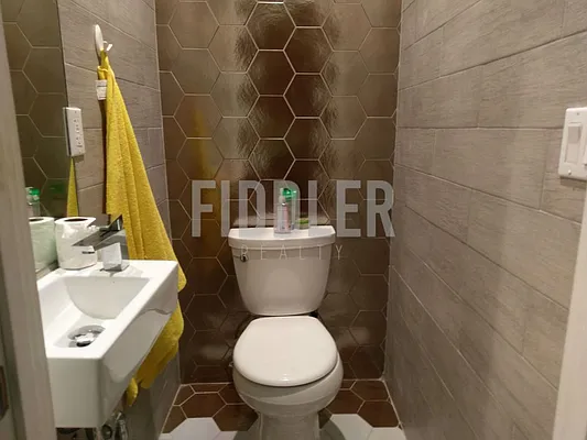 Rented by Fiddler Realty | media 35