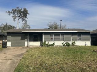 5847 Belcrest St, Houston, TX 77033