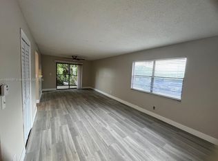 (Undisclosed Address), Hollywood, FL 33025