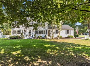 67 Blueberry Hill Rd, Longmeadow, MA 01106