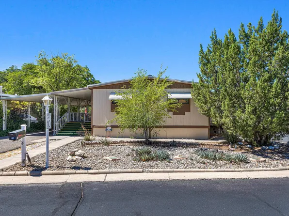 901 Beaver Trl SE, Albuquerque, NM 87123