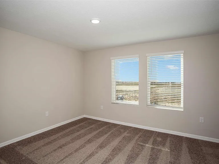 12753 Hysmith Loop — Photo 15