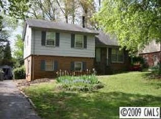 7027 Mapleridge Dr, Charlotte, NC 28210
