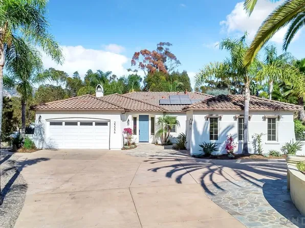 25334 Rue De Fleur, Escondido, CA 92026