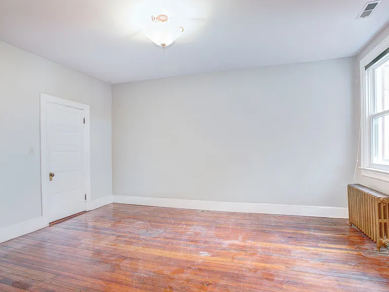 1419 Monroe St NW — Photo 14