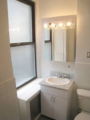 Rented by City Connections Realty | media 5