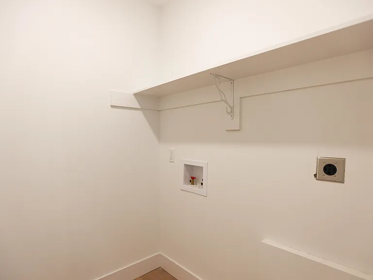 123 Chrisna Maria Dr #123 — Photo 12