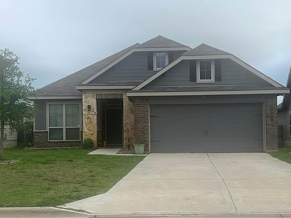 2nd image of 1301 Amber Dawn Dr