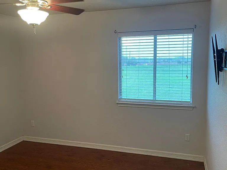 2516 Pearson Way — Photo 13