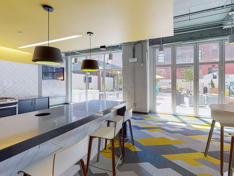 Indoor Resident Lounge