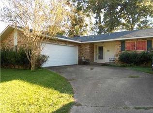 140 Deerbrook Trl, Pineville, LA 71360
