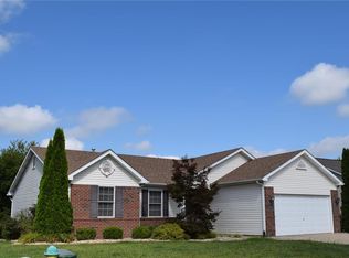 9400 Marbarry Dr, Fairview Heights, IL 62208