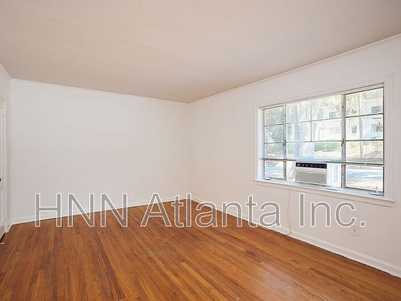 5th image of 1361 Briarwood Dr NE Unit 2