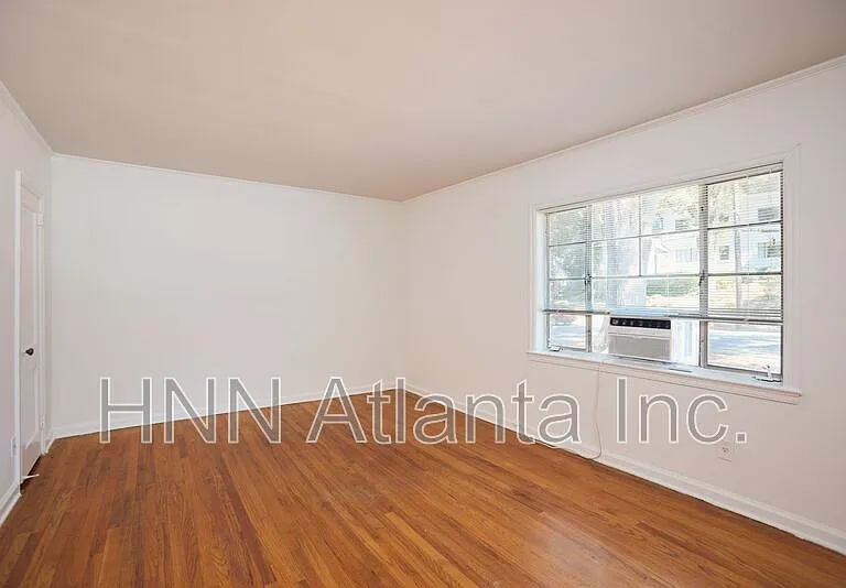 1361 Briarwood Dr NE #2 — Photo 5