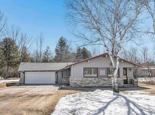 4063 Crescent Ln, Pound, WI 54161