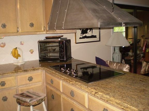 3rd image of 24 Speir Dr