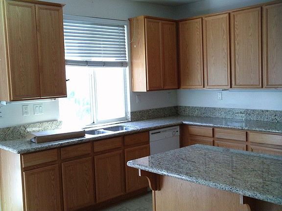 4th image of 7577 Purple Sage Cir