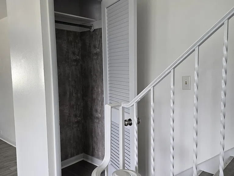 77 Hudson Rd #1 — Photo 5