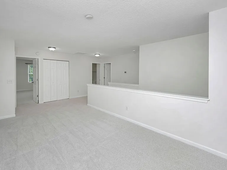 201 Hammock Dr — Photo 24