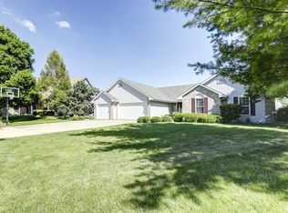 3214 Cherry Hills Dr, Champaign, IL