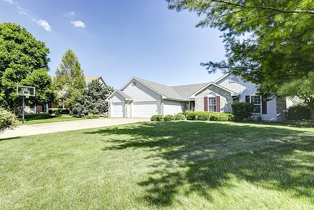 3214 Cherry Hills Dr photo 1