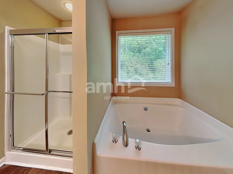 4813 Madison Point Cir — Photo 12