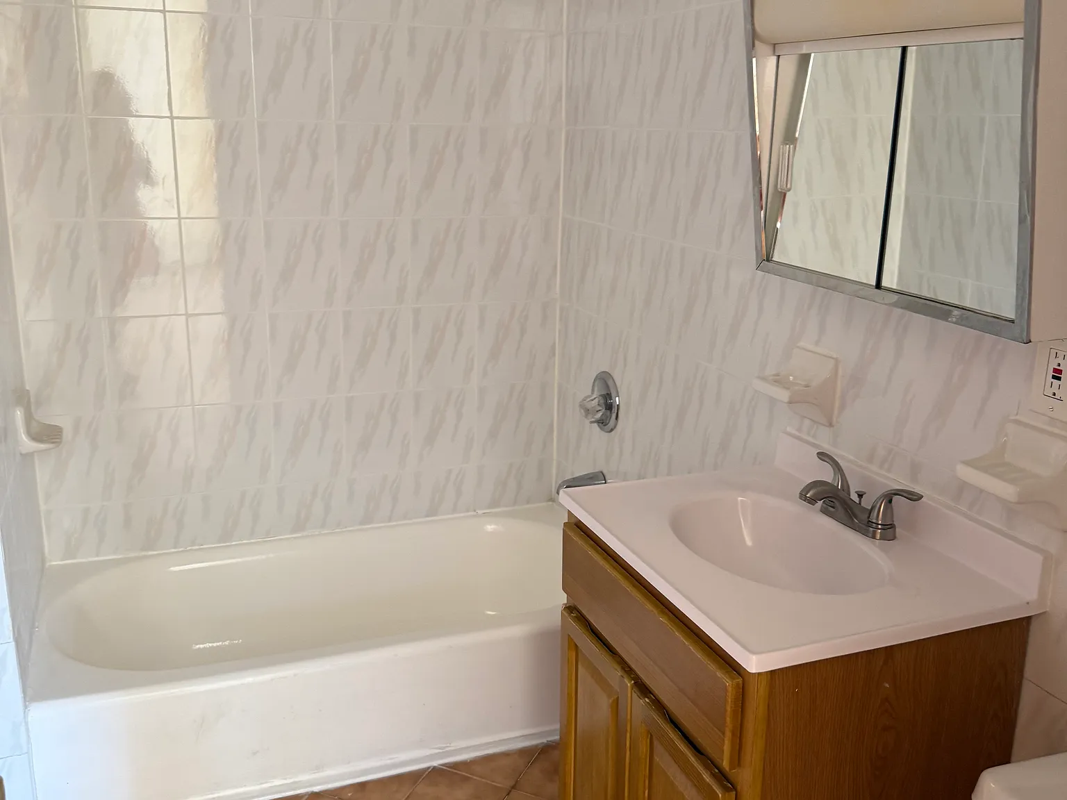 1 bed, $1,700 — Photo 2