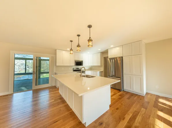 1250 13th St NW, New Brighton, MN 55112