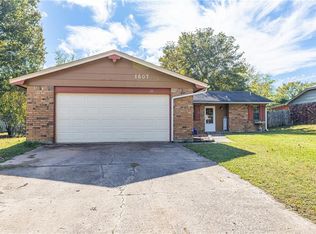 1607 Quail Run, Muskogee, OK 74403