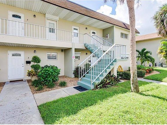 2nd image of 1707 Golf Club Dr APT 8