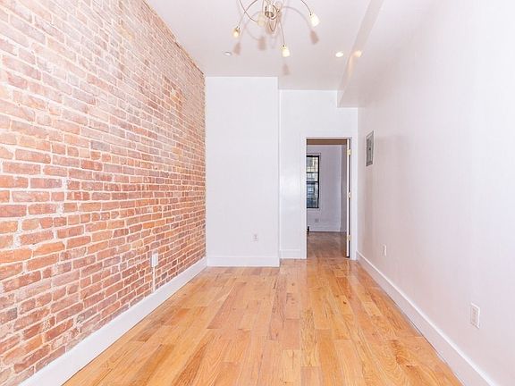 4th image of 401 Suydam St #T3