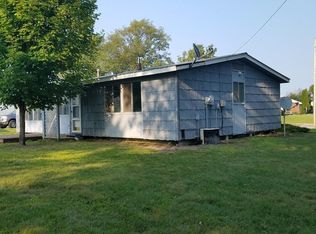 10 Cypress Ln, Kincheloe, MI 49788