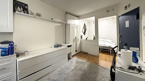 21 Essex St #14 Photo 1