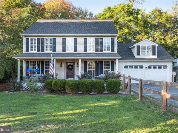 209 E A St, Purcellville, VA 20132