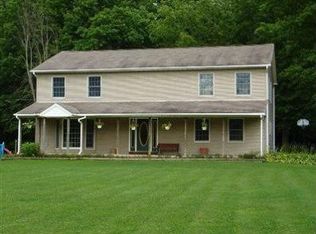 33 Chaffee Dr, Orwell, OH 44076